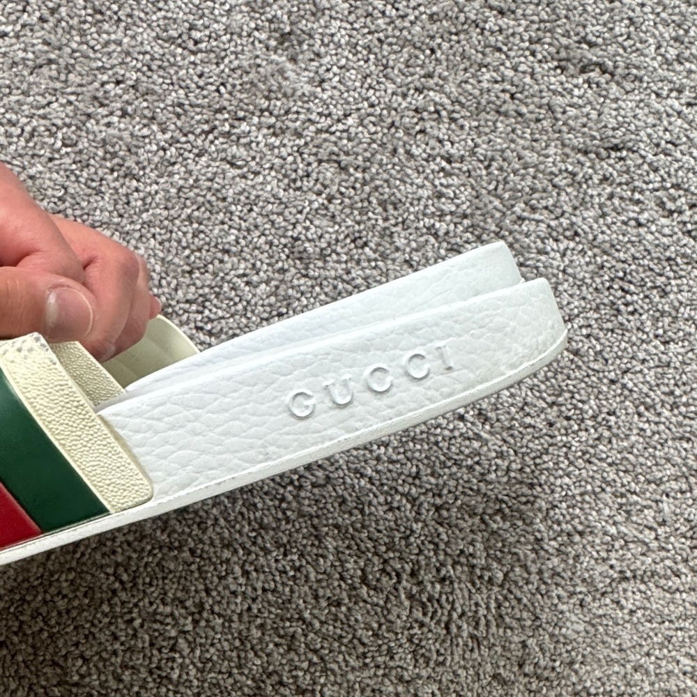Gucci White Slides with Green and Red Stripes - Picture 7 of 7